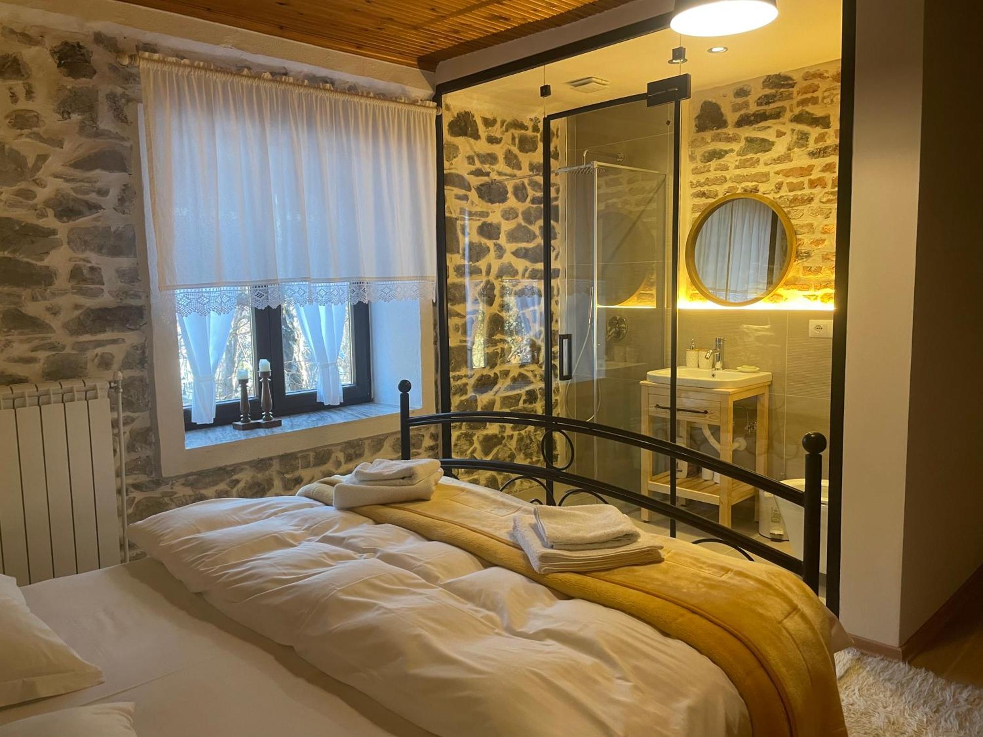 Villa Bujtina Cakuli, - Erseke *